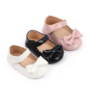 Сладък детски обувки с лък, модни однотонная обувки на принцеса за момиченца, мека гумена подметка, кошче за новородено, първите проходилка